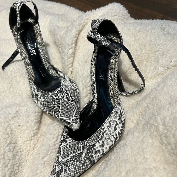Collin Stuart snake skin super sexy pump - Picture 3 of 4